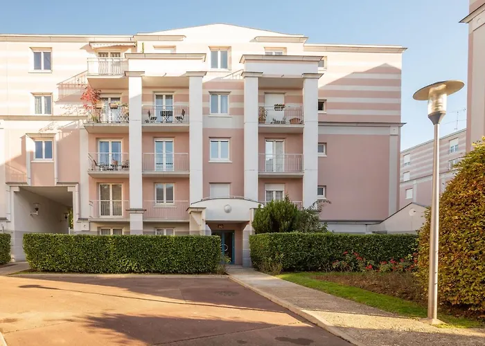 La Nuit En Rose - 3 Chambres - Balcon